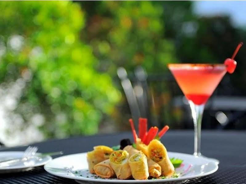 Sintesa Peninsula Hotel Palembang Zewnętrze zdjęcie