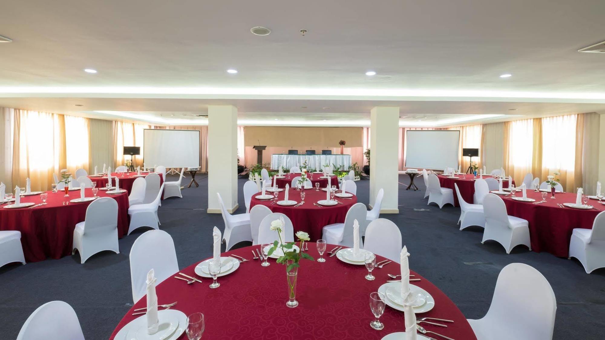 Sintesa Peninsula Hotel Palembang Zewnętrze zdjęcie